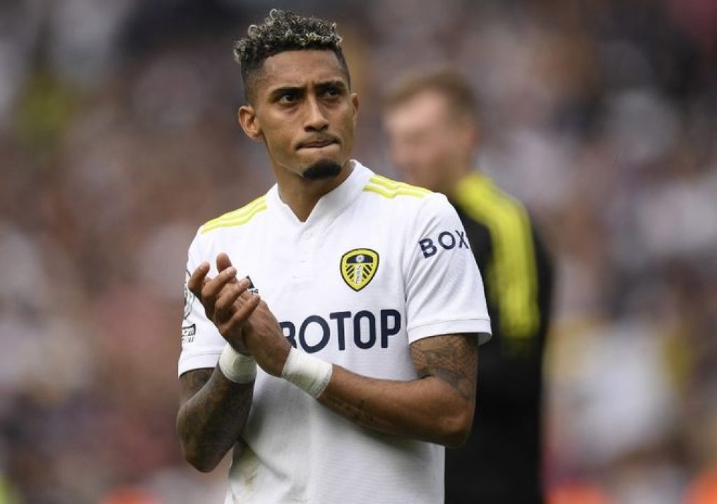 Barcelona Diminta Tuntaskan Transfer Raphinha