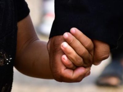 5 Cara Sederhana Menghormati dan Mematuhi Orangtua saat Masih Hidup