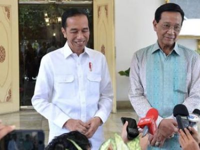 Jokowi Lantik Sri Sultan Hamengku Buwono X Kembali Jadi Gubernur DIY