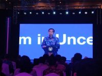 Jokowi Tawarkan Investasi Aspal di Buton, Siapa Minat?