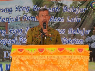 Perayaan HUT ke 36 SMA Negeri 1 Torue, Staf Ahli Aminudin Bacakan Sambutan Bupati Parimo