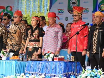 Sekda Parimo Zulfinasran hadiri Upacara peringatan HUT kab. Poso ke 128