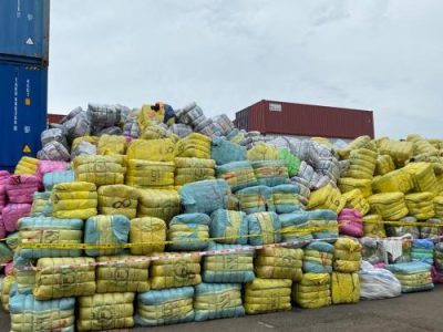 RI Musnahkan 7.000 Bal Baju Bekas Impor, Nilainya Rp80 Miliar