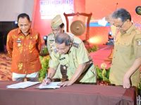 Wabup Badrun Nggai tanda tangani Berita acara Kesepakatan Bersama Hasil Rapat Musrembang RKPD tahun 2024 se Prov. Sulteng