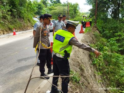 Kapolres Parigi Moutong Pimpin Langsung Evakuasi dan Olah TKP Bus Rappang Marannu