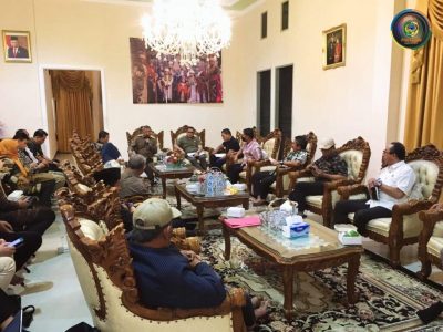 EVALUASI APARATUR PEMERINTAH, BUPATI SAMSURIZAL GELAR RAPAT LINTAS OPD