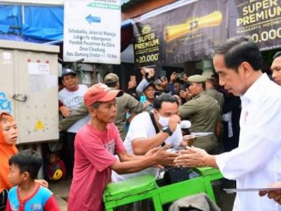 Jokowi Pastikan Harga Bahan Pokok Stabil Jelang Idul Adha