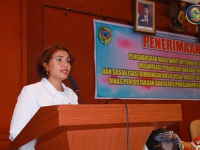 Asisten Bidang Administrasi Umum Aswini Dimple Buka Sosialisasi Bimbingan Kearsipan Bagi OPD