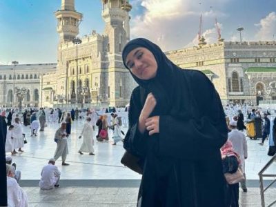 Kisah Mualaf Clara Shinta, Mengalami Keajaiban saat Umrah hingga Menangis di Depan Kakbah