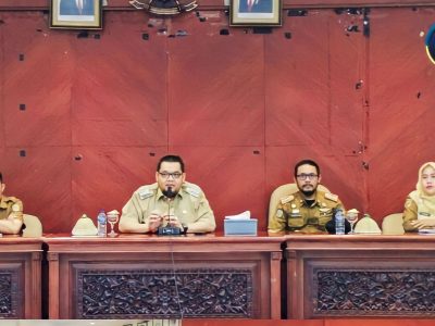 Pj. Bupati Parimo lakukan pertemuan perdana bersama kepala OPD dilingkup Pemkab Parimo