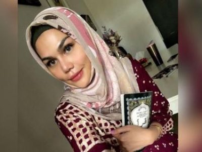 Kisah Mualaf DJ Katty Butterfly, Takjub Dengar Adzan hingga Bertahun-tahun Belajar Islam