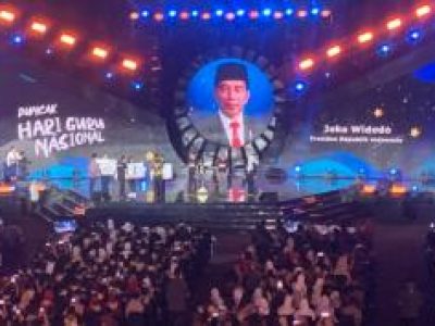 Hadiri Perayaan Hari Guru, Jokowi: Tingkat Stres Guru Lebih Tinggi dari Pekerjaan Lain