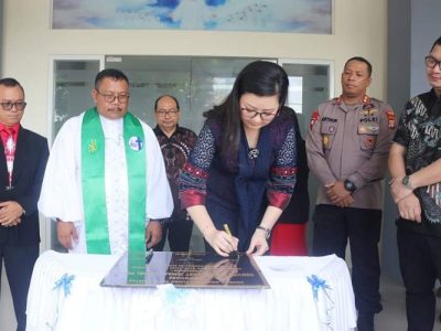 Selesai Direnovasi, Gedung Gereja GKST Peniel Poso Kembali Resmi Difungsikan