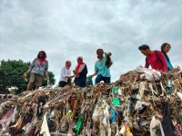 Debat Ke 4 Pilpres 2024, BRUIN : Berharap Masalah Sampah Plastik Diangkat.