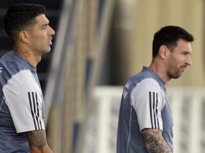 Debut Pahit Duet Messi-Suarez