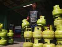 Beli Gas LPG 3 Kg Wajib Pakai KTP Mulai Hari Ini