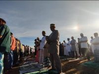 Tata Cara Sholat Idul Fitri 2024 Beserta Niatnya