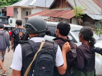 BNN dan Brimob Lakukan Penggrebekan Tiga Lokasi Peredaran Narkotika di Kota Palu