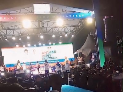 Deklarasi Bakal Pasangan Calon Gubernur dan Wakil Gubernur Anwar-Reny