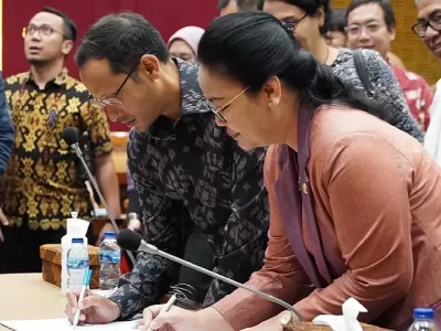 Simak Tunjangan Sertifikasi Guru SD