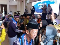Jemaah Calon Haji Parigi Moutong Resmi Diberangkatkan, Tangis Haru Iringi Keberangkatan
