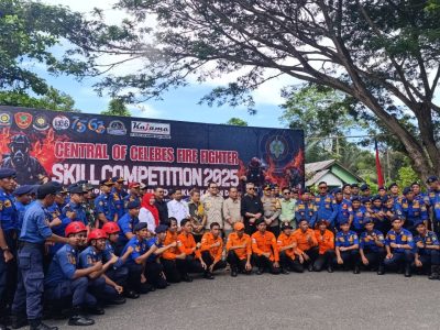 Aksi Seru Tim Damkar! 12 Daerah Adu Skill di COCFFSC 2025 Parigi Moutong