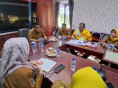 Bupati Erwin Burase Pimpin Rapat Persiapan Kunjungan Delegasi Kemen UMKM