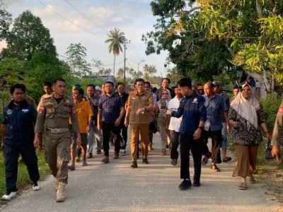 Erwin Burase Bersama OPD Tinjau Kerusakan Akibat Banjir di Parigi Barat