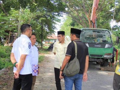 Pohon Tumbang Jadi Sorotan, Bupati Parimo Ambil Langkah Cepat di Lapangan