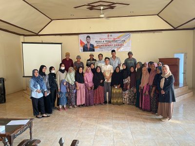 Reses di Dua Lokasi, Uky Bawa Bantuan untuk Lansia, Petani, dan Pemuda