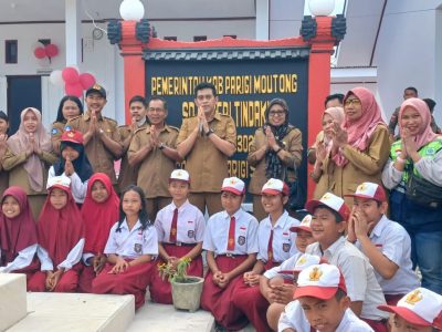 Bupati Parimo dan Disdikbud Tinjau Pembangunan Sekolah Revitalisasi