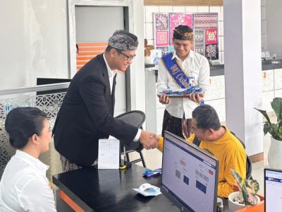 Hari Pelanggan Nasional, BRI Parigi Beri Kejutan Manis untuk Nasabah