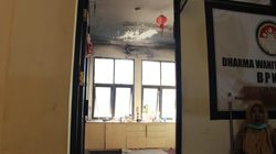 Ruangan BPKAD Parimo Terbakar, Api Dipadamkan Pakai Ember