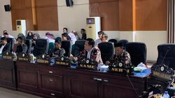 DPRD Parimo Soroti Siswa Madrasah Belum Tersentuh Program Seragam Gratis